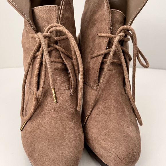 Expression Suede Lace up Ankle Boots 3” heels Ladies Chocolate Brown Size 7 - Picture 4 of 8